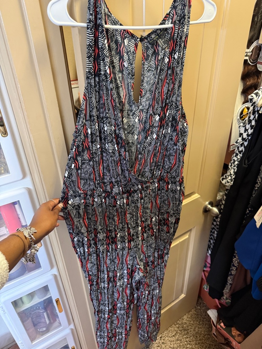 Forever 21 Black, Black, White & Red Geometric Sleeveless jumpsuit - Picture 2 of 4